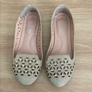 Elegant Gold Women's Flats 7.5